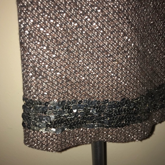 Brown skirt with sequenced trim - Picture 7 of 8